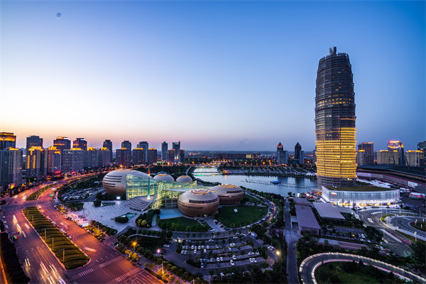 鄭州管理咨詢機(jī)構(gòu)若不懂本地產(chǎn)業(yè)邏輯，怎幫企業(yè)踩準(zhǔn)發(fā)展節(jié)奏？